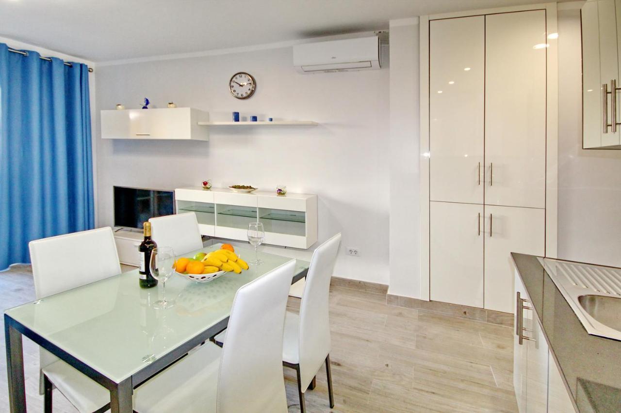 Modern Apartment In Complex With Pool In Costa Adeje Eksteriør bilde